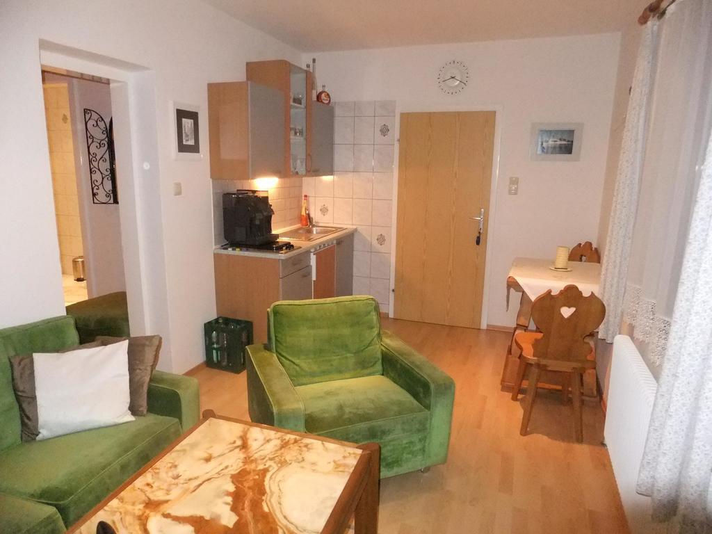 Gaestehaus Riki Oberschmid Steinbach am Attersee Dış mekan fotoğraf
